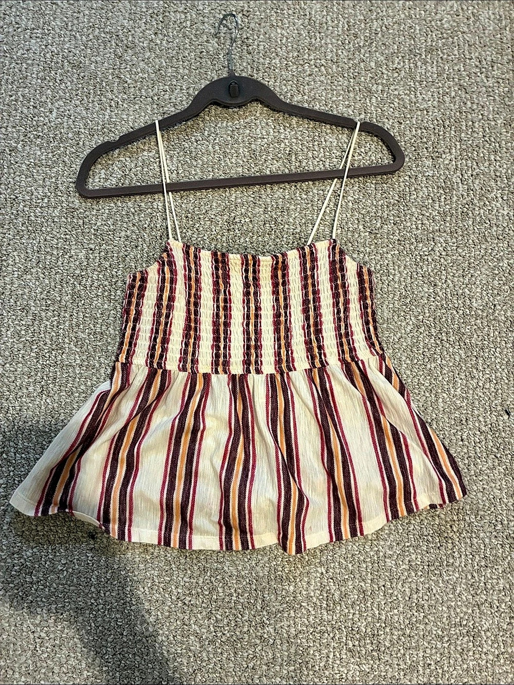 American Eagle Striped Top in Cream & Red Size Medium